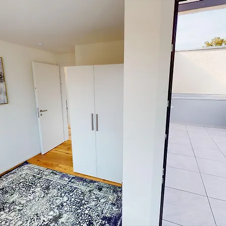 Terrific Penthouse In The Center - Hoesch 6 Appartement *